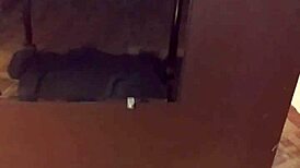 年轻拉丁twink巨屌手淫爆炸高潮