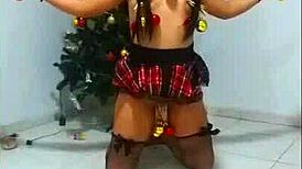 A Submissive Slave Endures Bondage And Humiliation On Christmas