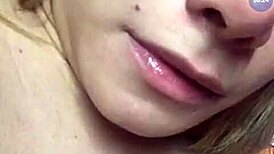 哥伦比亚18岁网模摄像头自慰秀