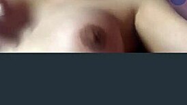 哥伦比亚18岁网模摄像头自慰秀