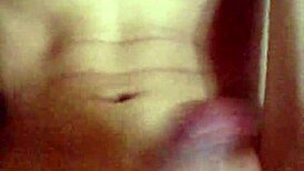 中国帅哥私密独处放松撸管