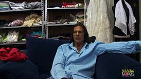 Latina milf kayla carrera gets her shaved pussy eaten