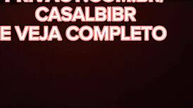 Casal Bi Novinhos Chupando e Fodendo com Desconhecidos no Glory Hole