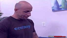 Bald stud pounds slutty redhead babe