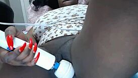 Chubby black babe teases with solo play