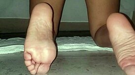 Riding my wife hard until creampie explosion 😏💦