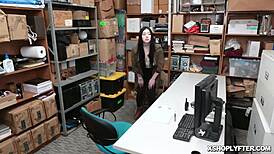 i bounce like a cowgirl on top with amilia onyx