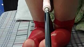 yiyi moans during her anal play with the machine