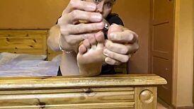 a day in the life of my barefoot feet