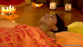 女体按摩口活吞精技巧