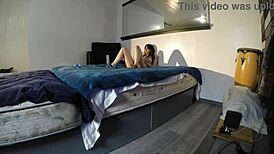 斯嘉丽·约翰逊私密自慰秀让人欲罢不能