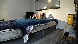 斯嘉丽·约翰逊私密自慰秀让人欲罢不能