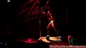 Wow! Ripped Ebony Stud Assfucking White Butt in Wild Interracial Threesome!