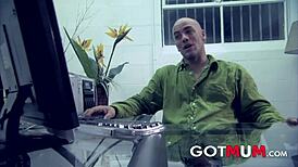 got mum - two milfs take good care of business men with hot licks