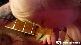 我岳母屄里馋我鸡巴