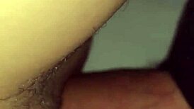 Drippinglips85 尝试用玩具和鸡巴双插