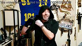 sexy man shows cosplay skills 😎