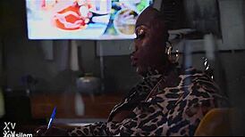 Watch Xoli Mfeka and Darkberry in wet lesbian masturbation on webcam!