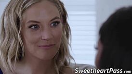 Therapist Mona Wales Devours Young Ebony Pussy of Sarah Banks! 😋