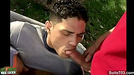 天啊这些饥渴gay肌肉男户外巨屌猛干看得我都说不出话！