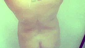 depilando o maior bucet�o do brasil with hairy latina