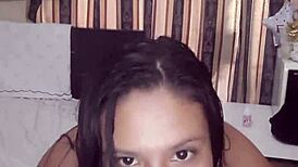 淫荡嫂子为我脱衣，户外群P口爆潮喷公共骑乘！