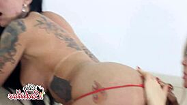 Cleo Cadillac enjoys a lesbian threesome with Elisa Sanches and Tony Tigrao