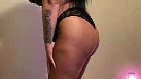 Milf rips clothes twerking big juicy ass