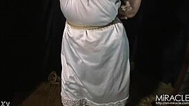 even tied up, the 35-year-old wife keeps squirting nonstop