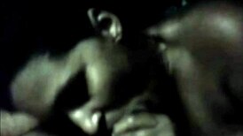 非洲女仆紧屁眼塞大屌的故事