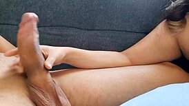 i chuped my best friend's dick while he played online with his buddies