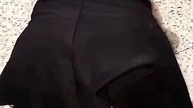 Mi Hermanastra Limpia y Me La Cojo en el Piso Antes de que Llegue Mamá, ¡Dice No al Sexo Casero! 😱