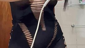 I recorded the cuckold's girlfriend getting intense anal fucked by my friend in the bathroom with orgasm!