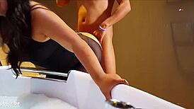 Step Brother and Step Sister Teen 18+ Fucking in the Jacuzzi