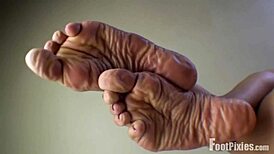 Jade Vixen Heel Massage