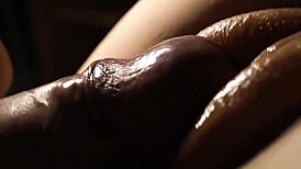 特写剃毛中出动作