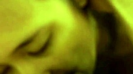 独特玩法探索越南辣妹成人内容