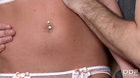 Deep anal quickie for Russian teen Bailey.