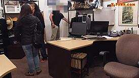 偷拍POV情侣猛烈口交狂干