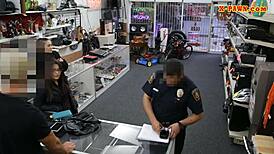 偷拍POV情侣猛烈口交狂干