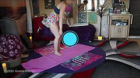 i’m teaching sexy foot tricks as a russian milf mommy