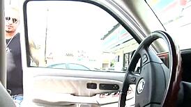 Yo, ryder's out on the street sucking off a random guy! 😲