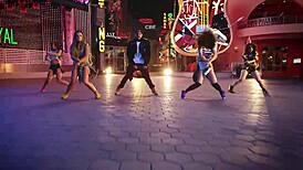 I was comendo umas novinhas and it was so good, but I messed up the spelling or something