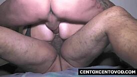 两个贝加莫婊子跟亚历克斯·马吉尼肛交狂干