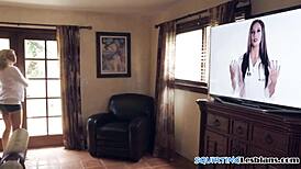 does this squirting les milf get her pussy licked by beauties?