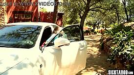 Sicktaboo com - Big tits MILF Lisa Ann gets hot massage from Lola Foxx!