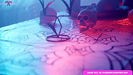 Sabrina，你那对大奶怎么搞肛交？告诉我！ - Alicebong