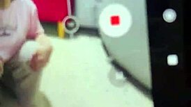 18-year-old Jovencita deepthroats in first homemade porn