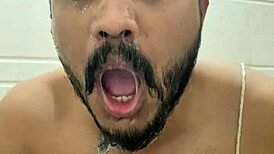 put your cum in my mouth and i'll swallow it.