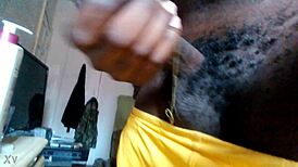 巨型黑屌主导场面的故事